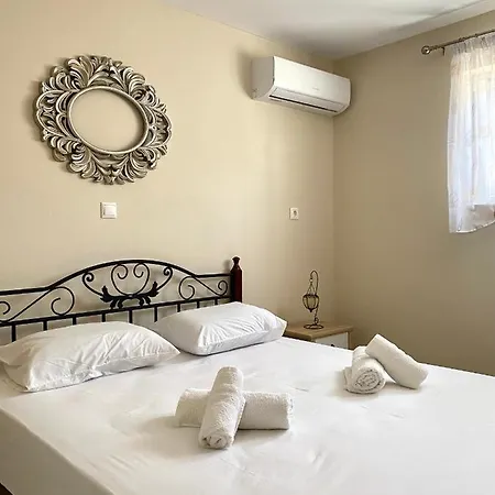 公寓 Casa Di Famiglia 纳夫普利翁